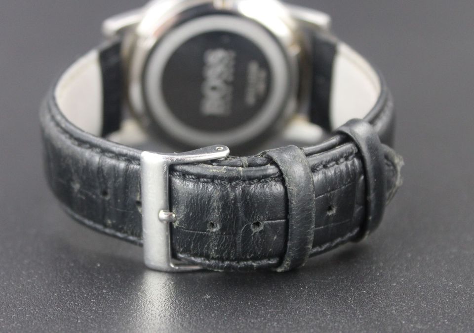 Hugo Boss Uhr Damenuhr Armbanduhr Damen schwarz Leder silber in Duisburg