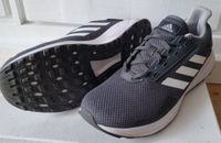 adidas DURAMO 9 Sneaker Turnschuhe Gr. 43,5 grau/weiß Baden-Württemberg - Böblingen Vorschau