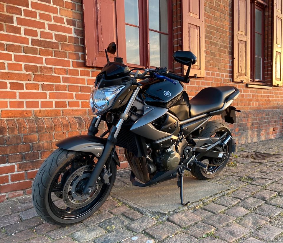 Yamaha XJ6 78/48PS A2 Zulassung TÜV bis 2025 in Lübeck