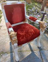 Armlehnsessel Stuhl Vintage mit Löwenköpfen gold weiß rot Wandsbek - Hamburg Poppenbüttel Vorschau