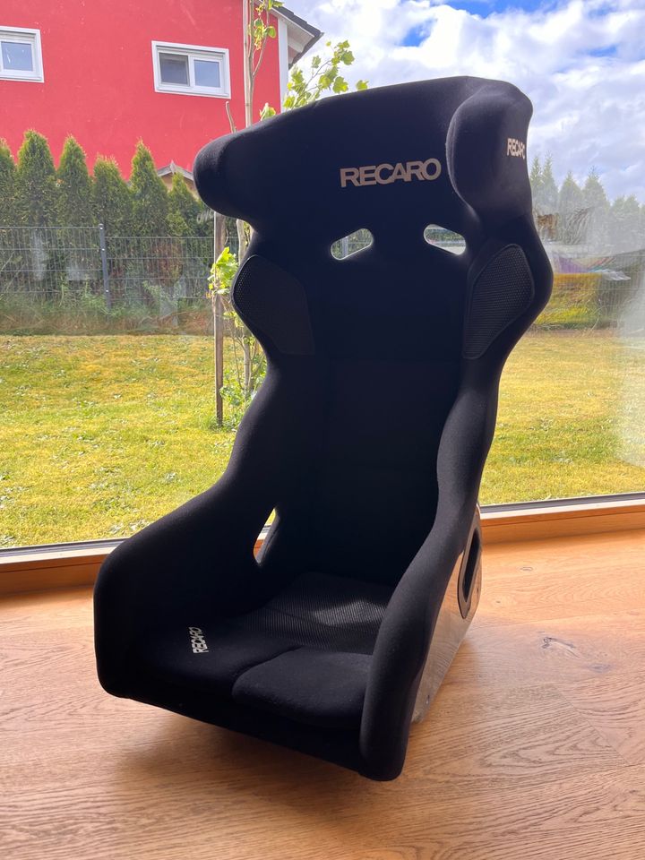 Recaro Schalensitz SPG Vollschalensitz Motorsport in Pommersfelden