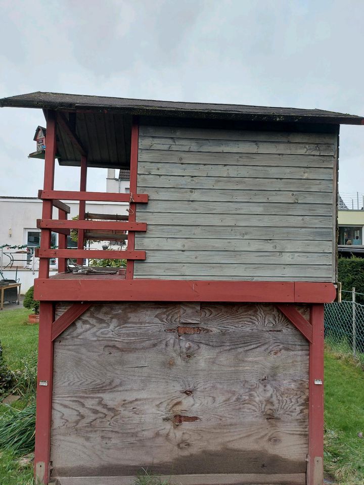 Spielhaus, Gartenspielhaus aus Holz m. Kaninchenstall in Hilden