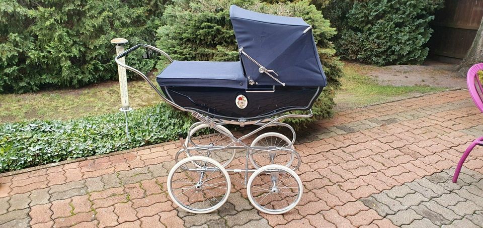 Englischer Luxus Kinderwagen Silver Cross in Barsinghausen