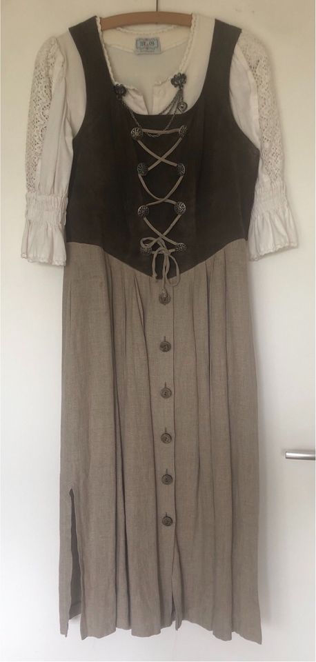 Dirndl/Trachtenkleid/Landhauskleid (inkl. Charivari) in Größe 42 in Rösrath