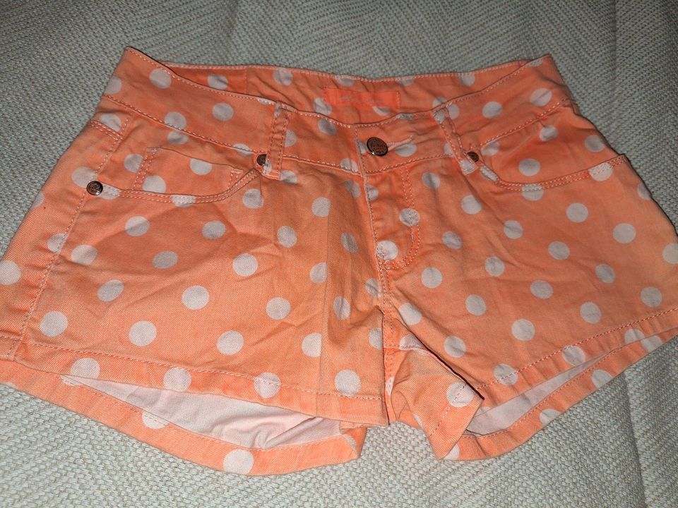 Mädchen Hotpants Shorts XS S 158 164 kurze Hose in Northeim