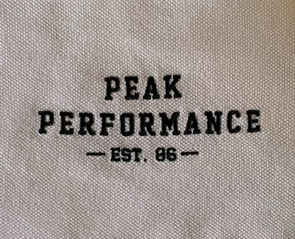 PEAK PERFORMANCE Poloshirt Shirt weiß Gr. S Herren in Wetzlar