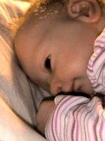 KEWY Reborn Baby Puppe dazu Bauchplatte kämmbare Haare Nasenlöche Niedersachsen - Woltersdorf Vorschau