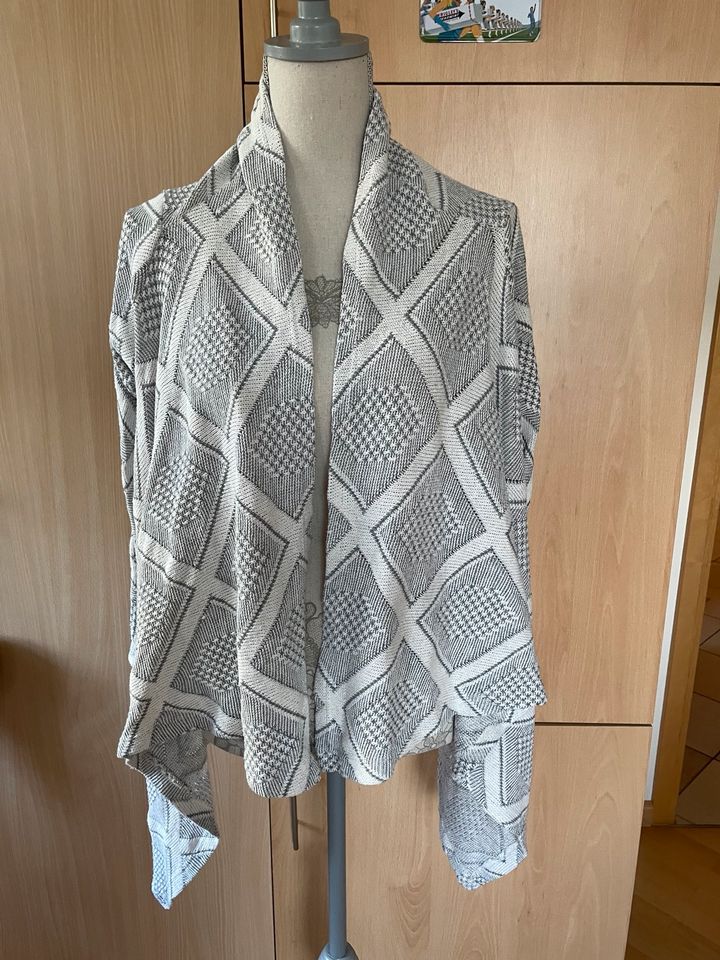 RockAngel Cardigan Strickjacke Überwurf Bolero Jacke Gr.L in Tiefenbach Kr Passau