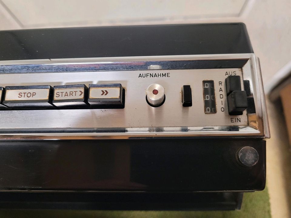 Grundig TK 2400 FM Tonband mit Radio in Nürnberg (Mittelfr)