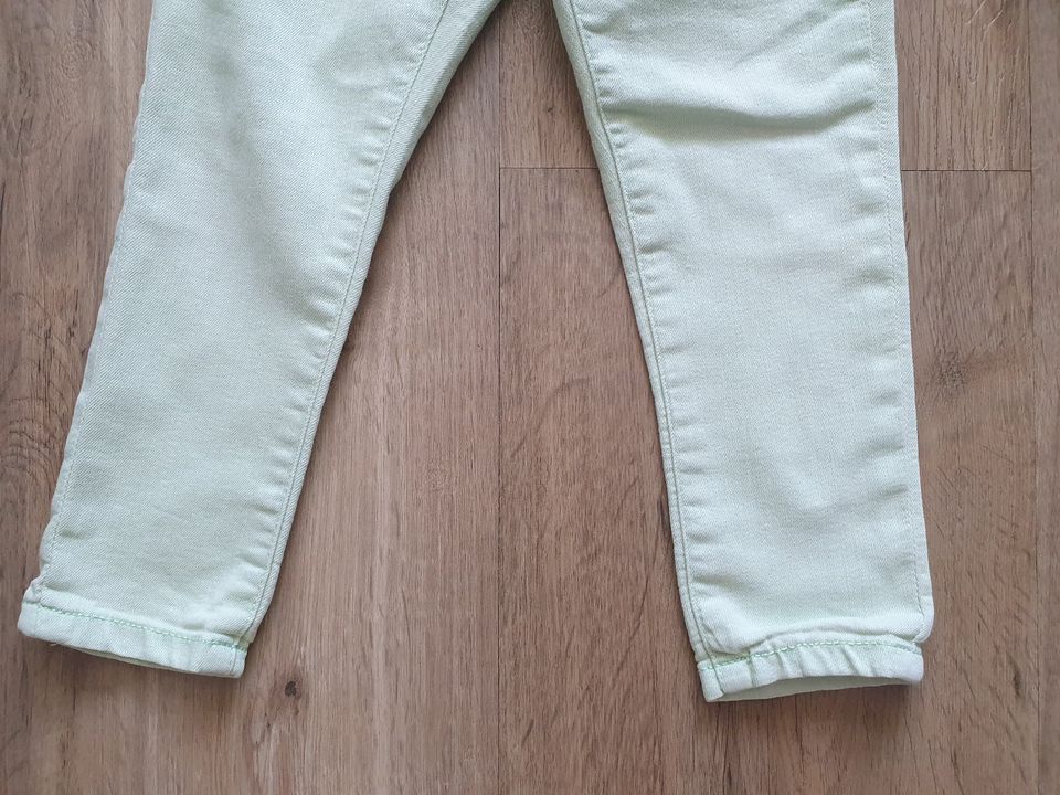 Zara_mint-farbene Sommer Hose/Jeans_Gr. 98 Jahre)_TOP in Wolfsburg