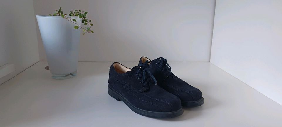 Däumling Elegante Wildlederschuhe Jung Gr. 33 in Schorndorf