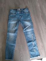 Jungen Hose Review Größe 140 blau original Jeans  Nordrhein-Westfalen - Mönchengladbach Vorschau