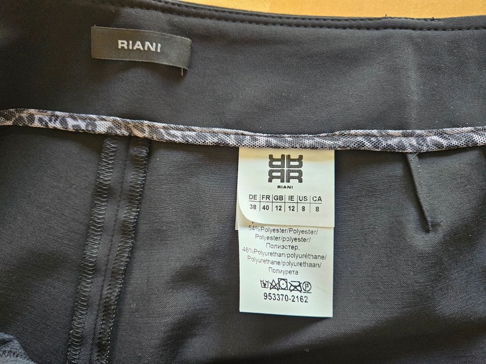 RIANI Hose schwarz, Gr.38, 1x getragen in Leipzig