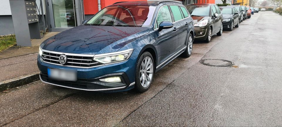 Passat 2.0 TDI R line +PanoDach in Bad Aibling