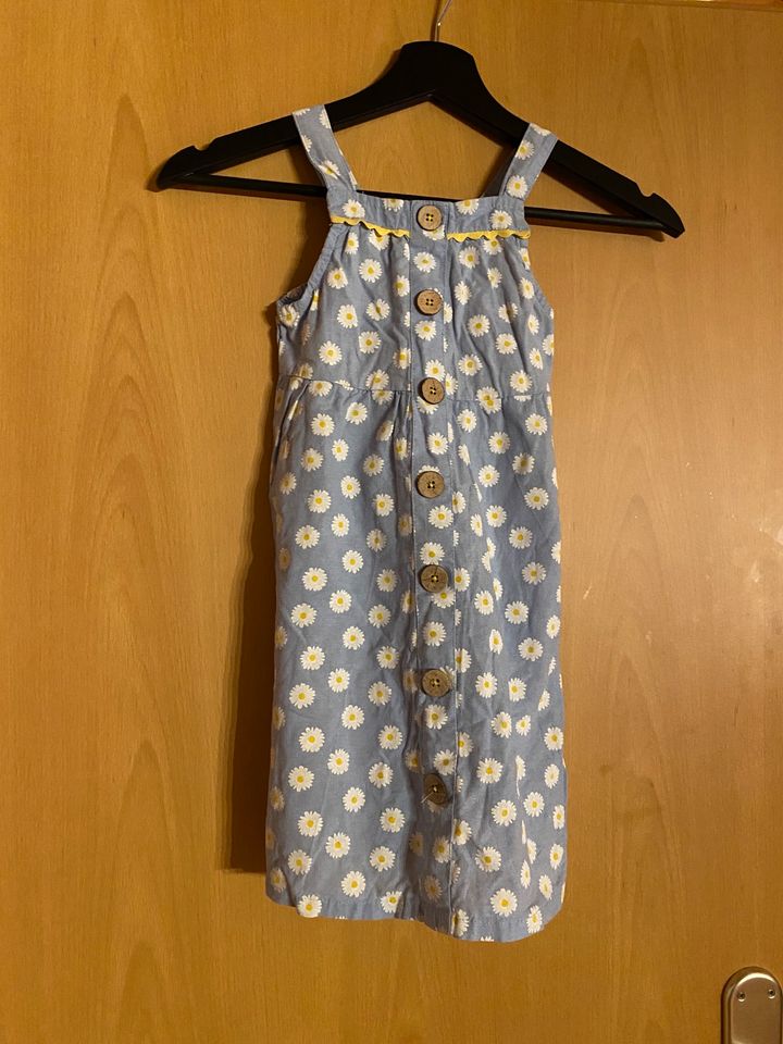 Perfektes Kleid für den Sommer, Gänseblümchen, hellblau, 116 in Schildow