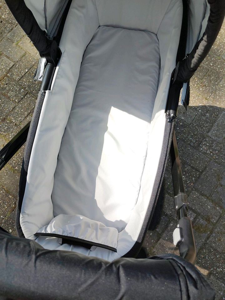 Kinderwagen 2 in 1 joie Buggy new Born Babyschale in Saterland