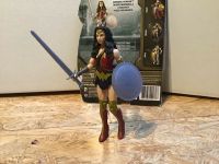 Mattel - DC Comics - Wonder Woman / Batman vs Superman - mit ovp Baden-Württemberg - Binau Vorschau