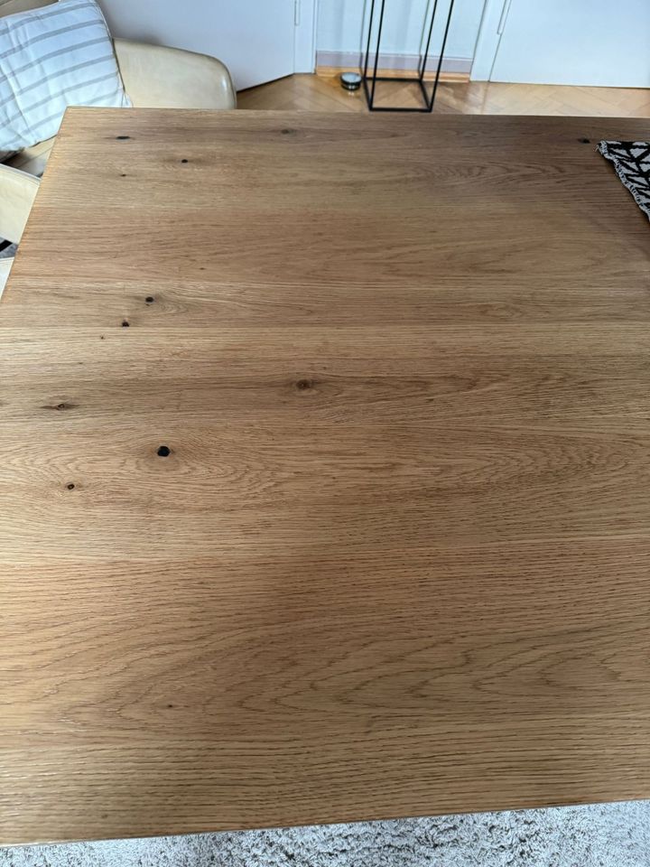 Tisch Esstisch Echtholzfurnier Eiche in Hann. Münden