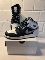 Nike Jordan Air 1 Mid black/ white/light smoke grey Gr.40 (Neu) Duisburg - Walsum Vorschau