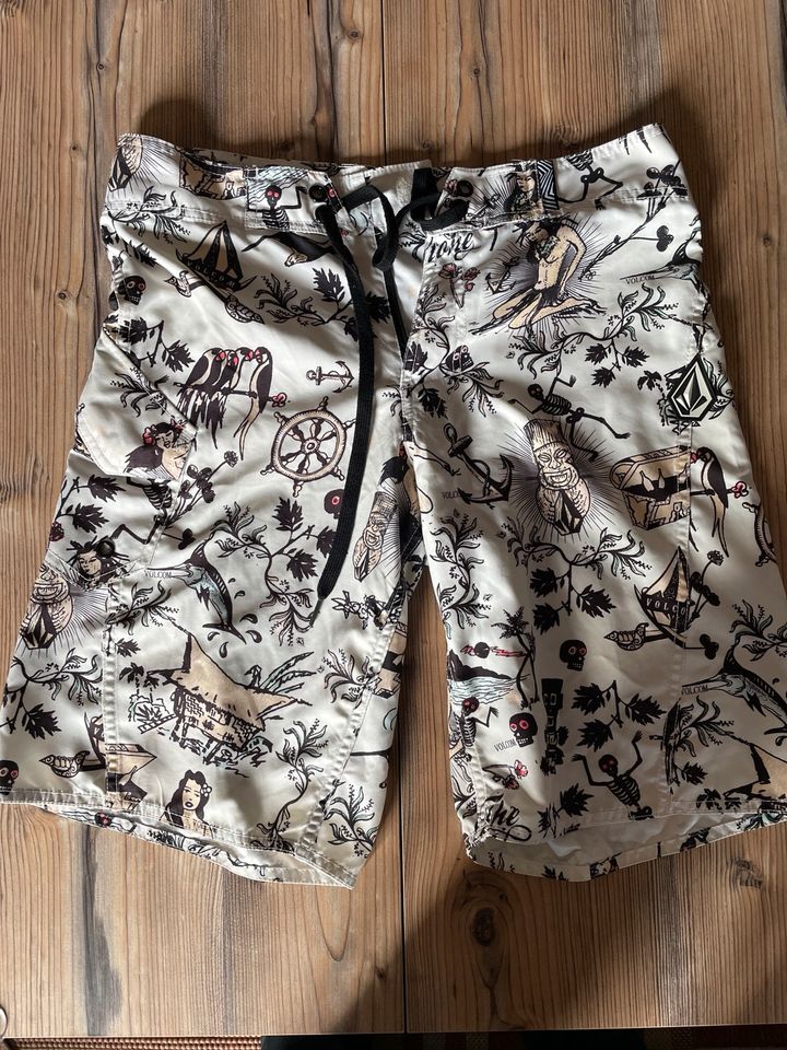 Volcom Boardshorts/ Badehose Gr. M in Leipzig