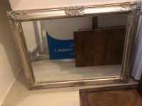 Schöner Spiegel Badezimmerspiegel Wandspiegel Silber Niedersachsen - Achim Vorschau