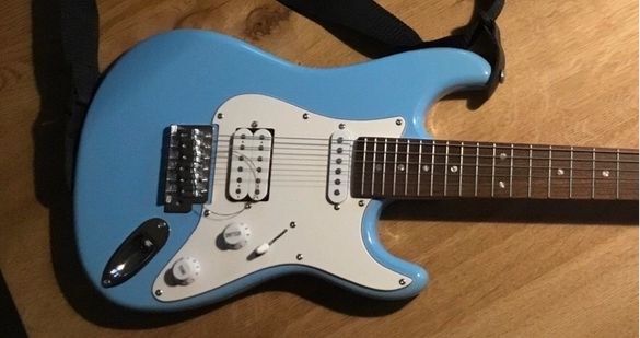 JACK & DANNY ST-MINI Sky Blue + Verstärker Kindergitarre in Solingen