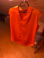 Shirt -  Bluse  tolle Farbe… toller Schnitt Baden-Württemberg - Lauffen Vorschau