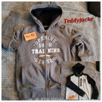 Sweatjacke Kapuzenjacke Teddy Jacke Gr 146 152 neuwertig Nordrhein-Westfalen - Moers Vorschau