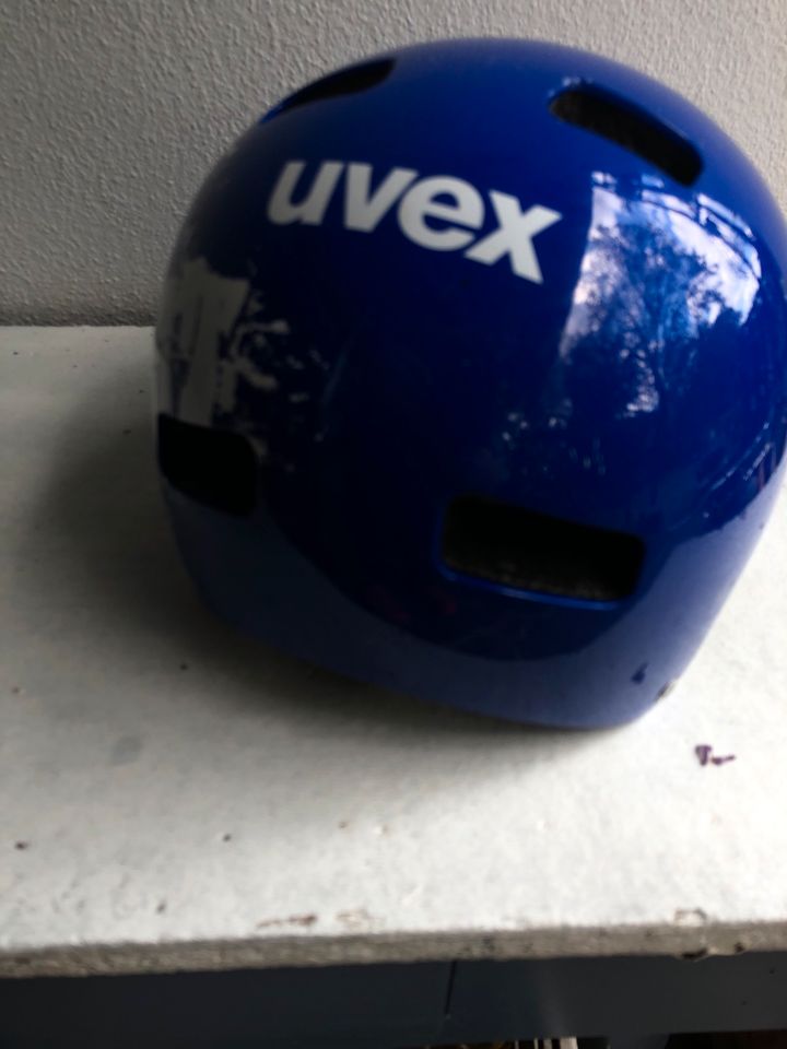 Uvex Fahrradhelm 51-55cm in Essen