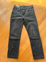 Jeans schwarz Herren Damen Slim fit Gr. 29/32 H&M Nordrhein-Westfalen - Meschede Vorschau