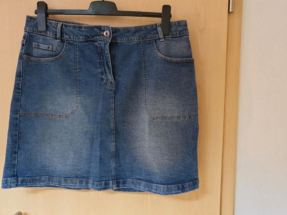 Jeansrock von Gina Benotti, in Größe L (44/46) in Gladbeck