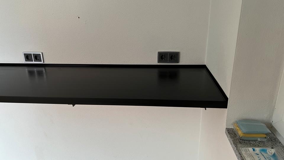 Küchenbar Theke Küchenanrichte 238cm x 58 cm schwarz matt in Buttenwiesen