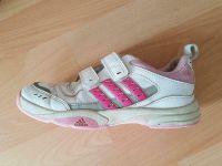 ♥Adidas♥ Turnschuhe Sportschuhe non-marking Gr. 35 Hessen - Oberursel (Taunus) Vorschau