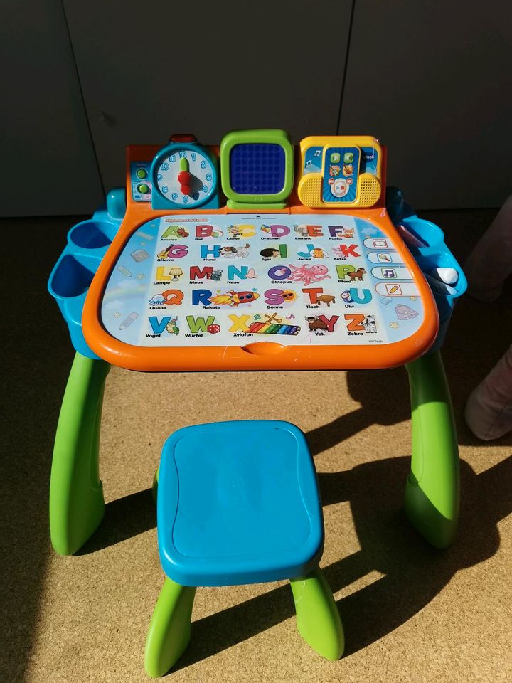 Vtech Magischer 3-in-1 Schreibtisch in Rheine