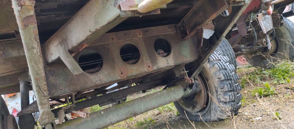 Anhänger Traktor Bundeswehr in Jülich