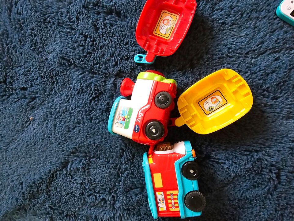 Vtech Güterzug Zug mit Anhänger Zubehör Tuttut in Pforzheim