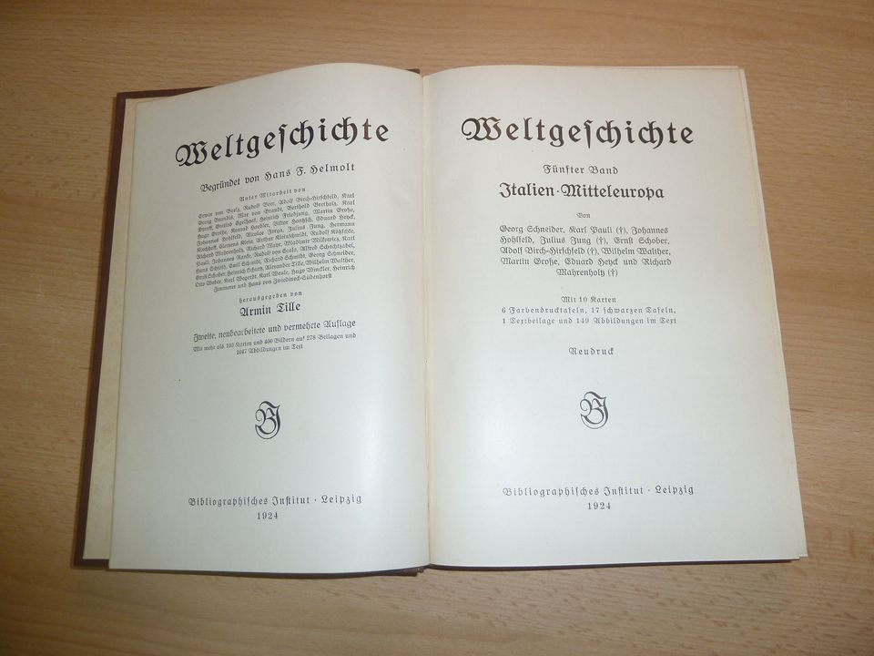 Helmolts Weltgeschichte * Ganzleinen * Goldprägung * 1922 * Deko in Schornsheim