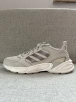 Adidas 90s Valasion beige weiß Gr. 41 Niedersachsen - Wildeshausen Vorschau