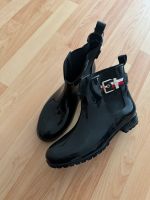 Tommy Hilfiger Gummistiefel Größe.42 schwarz Nordrhein-Westfalen - Mönchengladbach Vorschau