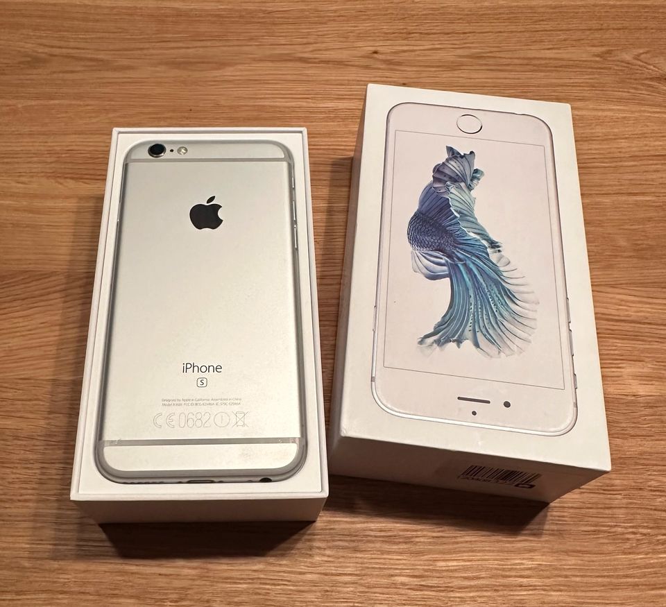 iPhone 6s (silber) 64GB + OVP in Stuttgart