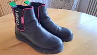 Tommy Hilfiger Chelsea Boots Leder Gr. 41 Nordrhein-Westfalen - Marsberg Vorschau