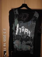 1 schwarzer Langarm Pullover mit Bild- und Schriftzug in Silber Sachsen - Hoyerswerda Vorschau