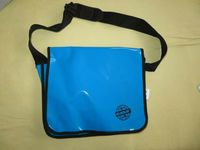 Umhängetasche, Schultasche, Laptoptasche  VELOCOLOR Baden-Württemberg - Ostelsheim Vorschau