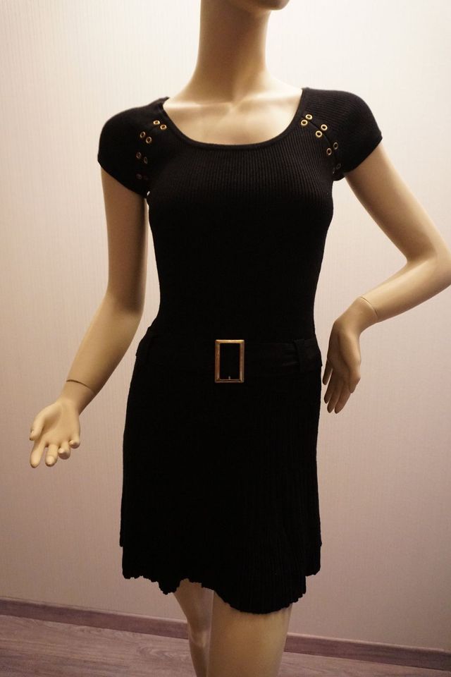 Schwarzes Minikleid von Morgan mit Gürtelschnalle Gr. S in Hayn