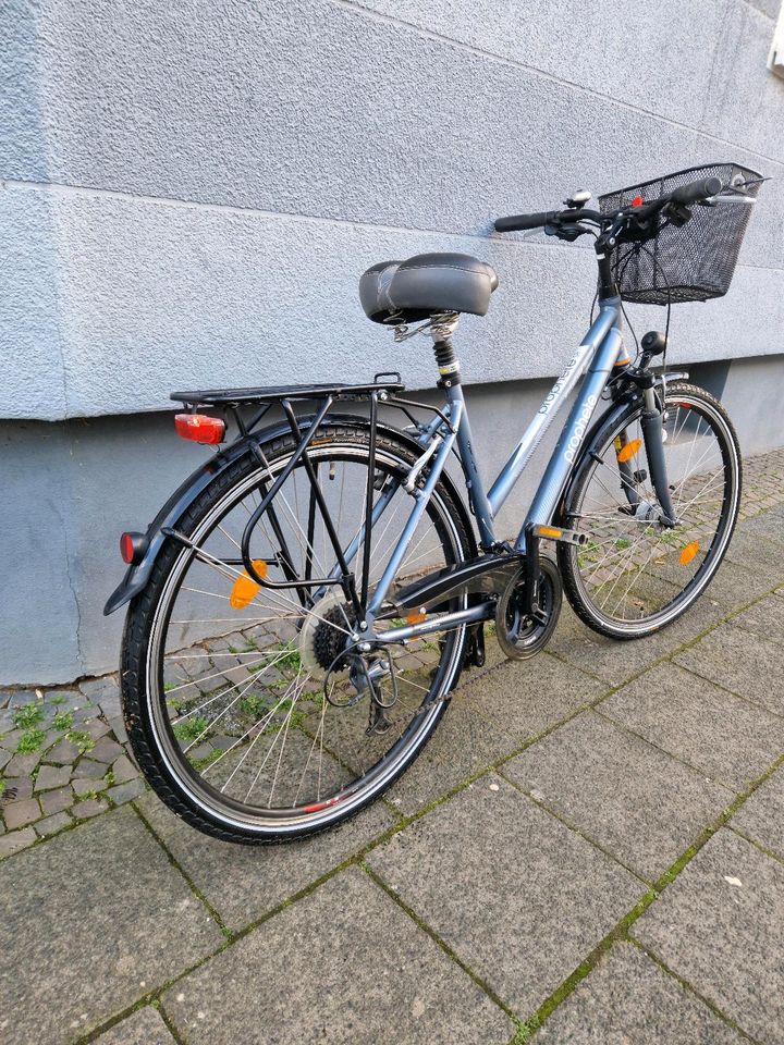 Damen Fahrrad 28Zoll in Krefeld