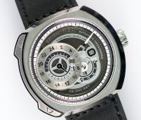 Sevenfriday SF-Q1/01-B089 Automatik Edelstahl Leder 50mm Neu B+P Nordrhein-Westfalen - Erkrath Vorschau