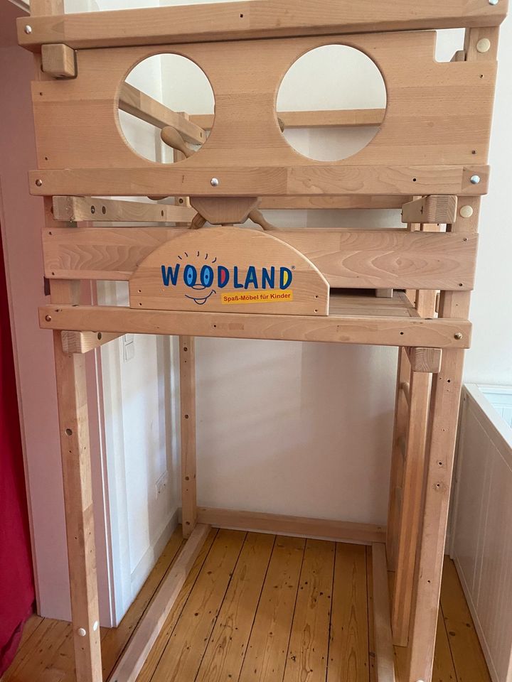 Woodland Kinder Spielturm / Kletterturm in Speyer