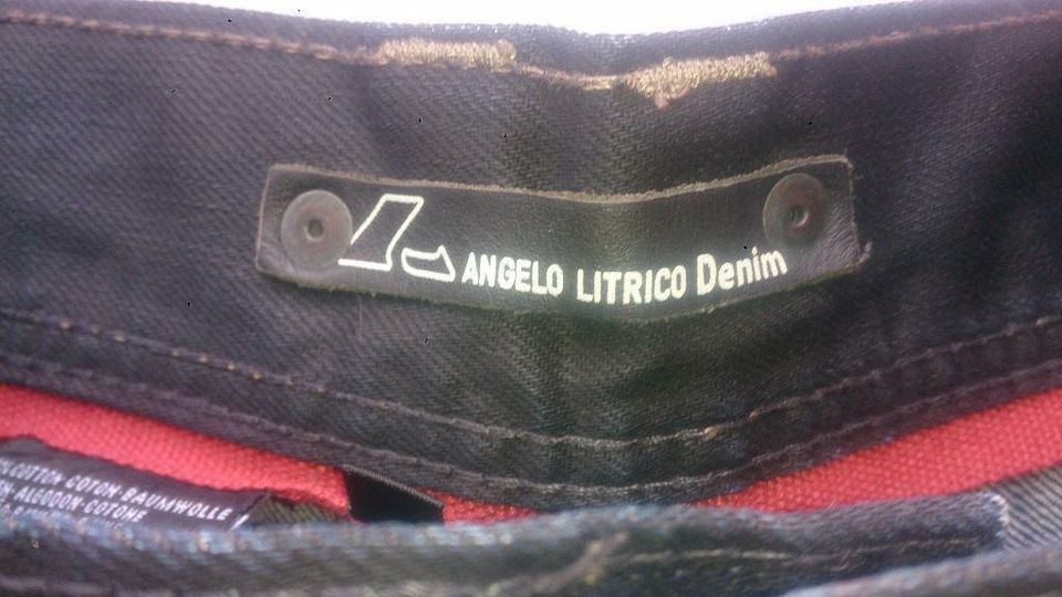 Verkaufe eine schöne Jeanshose von Angelo Litrico Denim 35/30 in Berlin