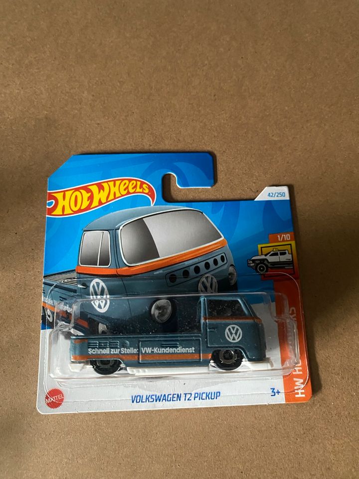 Hot Wheels VOLKSWAGEN T2 Pickups Hw Hot Trucks 1/10 2024 in Hamm