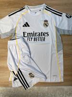 Real Madrid Trikot + Short 25/26         Alle Größen Frankfurt am Main - Nieder-Eschbach Vorschau